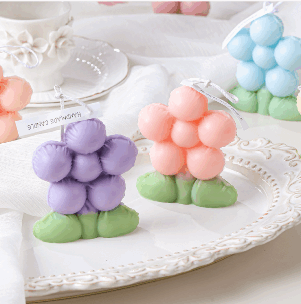 Korean-Style Handmade Puffy Sunflower Candles - Scented Floral Creative Birthday Favors, Unique Home Décor Gift, DIY Bloom Design Soy Wax Candle - Image 2