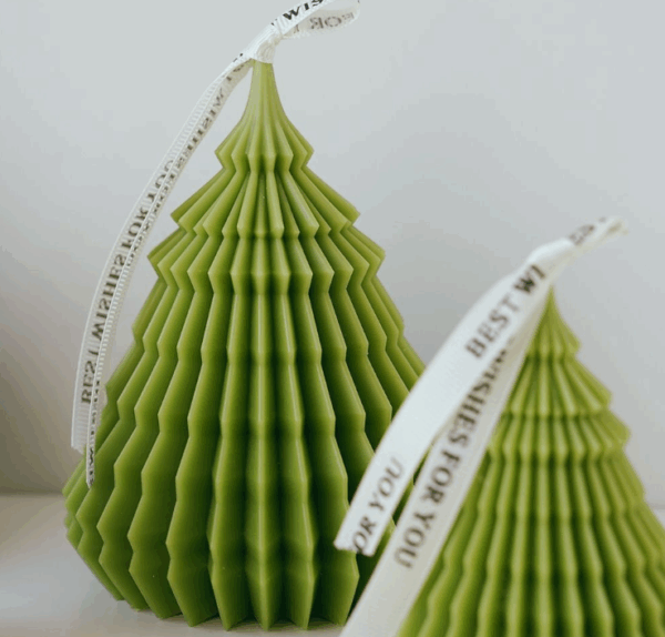 Christmas Tree Scented Candles – Handmade Aromatherapy Decor, Unique Holiday Party Favors, Niche Birthday Gifts & Cross-border Wholesale Pine-Scented Candle Set for Seasonal Home Ambiance - Image 4
