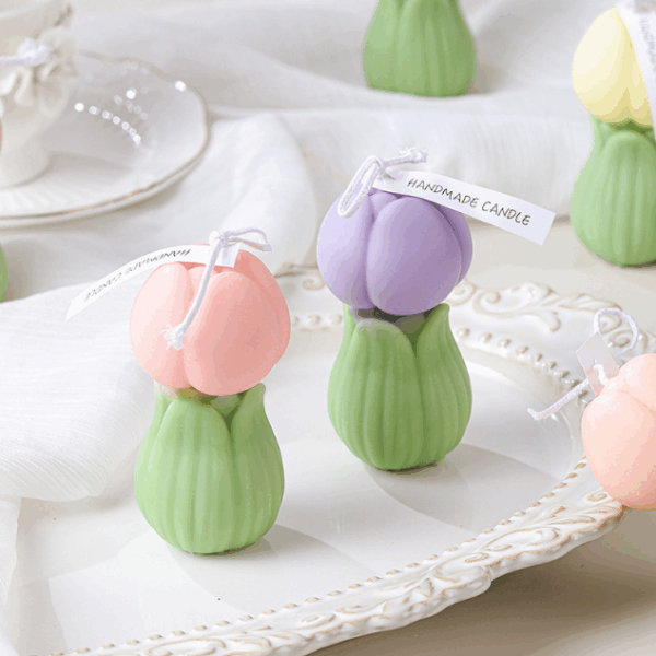 Wholesale Tulip-Shaped Scented Candles Gift Set – Artisan Handmade Floral Candles for Women’s Day Gifting, Bridal Showers, Spring Celebrations, and Feminine Home Decor in Luxury Gift Box - Image 2