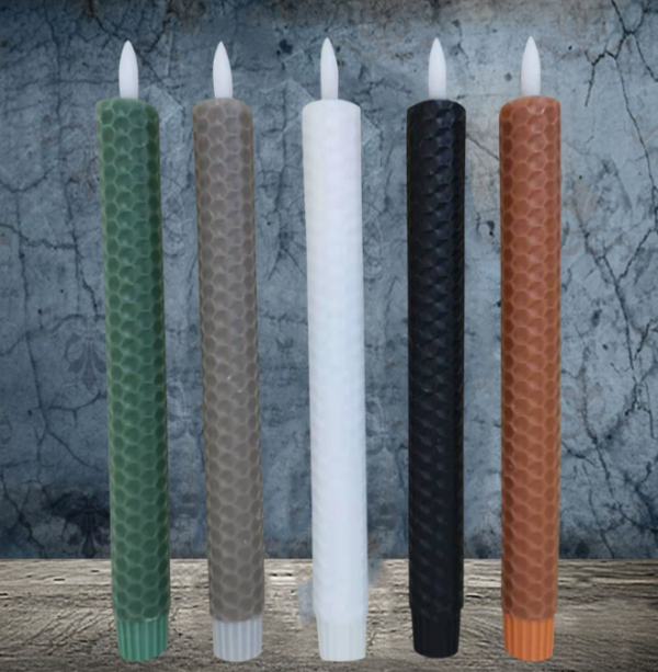 Flameless LED Honeycomb Surface Electronic Candle Light with Pointed Tip Wax Stick – Realistic Flame Effect, Battery-Powered for Home & Event Decor - Image 4